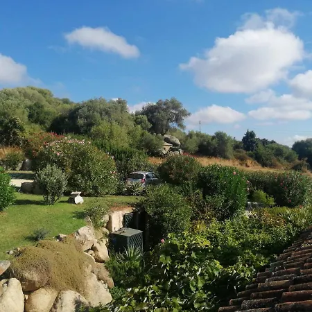 Willa Stazzo Di San Trano Surrounded By Greenery Luogosanto